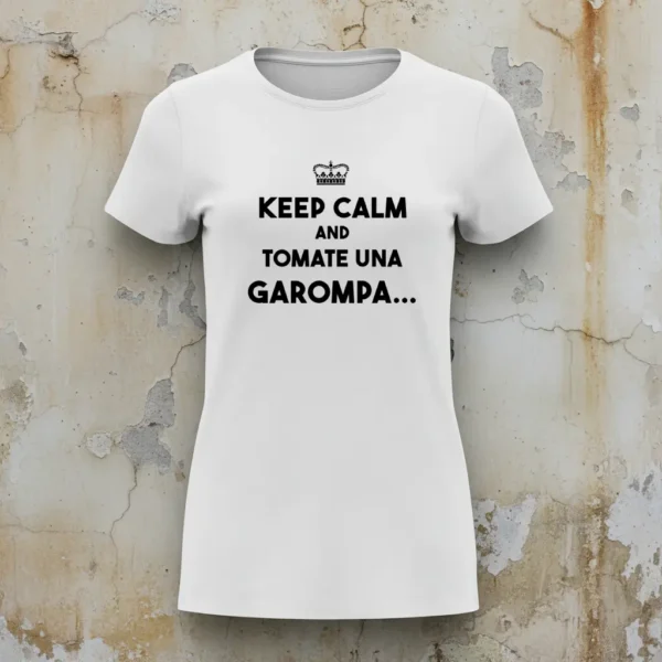 r00039 tomate una garompa a camiseta blanca
